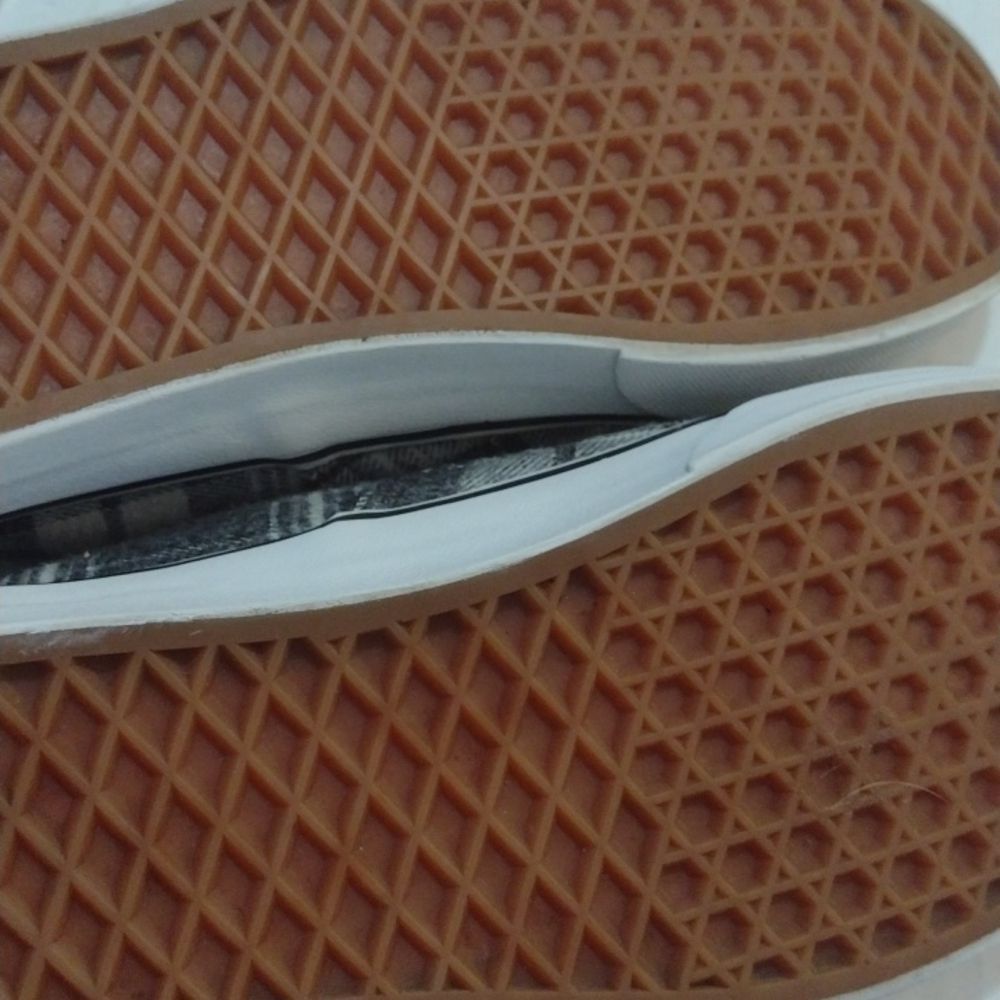 Vans  - Picture 4 of 4